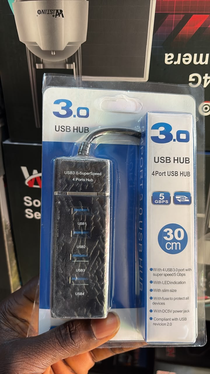 4-port USB 3.0 hub with a DC 5V jack
